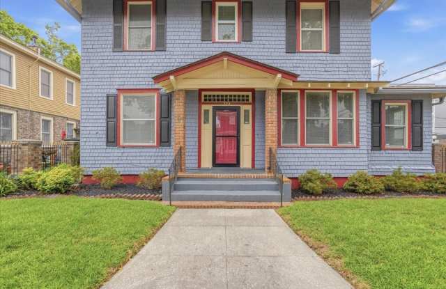 Spacious 2BR/1BA Lower-Level Apartment Near Downtown Savannah photos photos