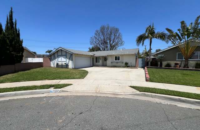 Darling Updated 4 Bed 2 Bath Orange Home photos photos