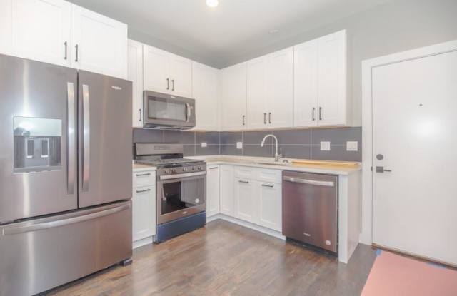 3324 North Clark St. photos photos