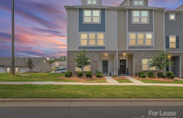 8332 Waxhaw Highway photos photos