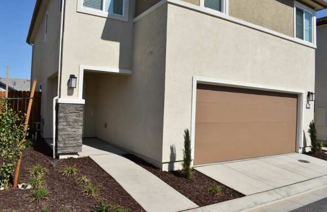 451 Peppercorn Drive Gallery 3