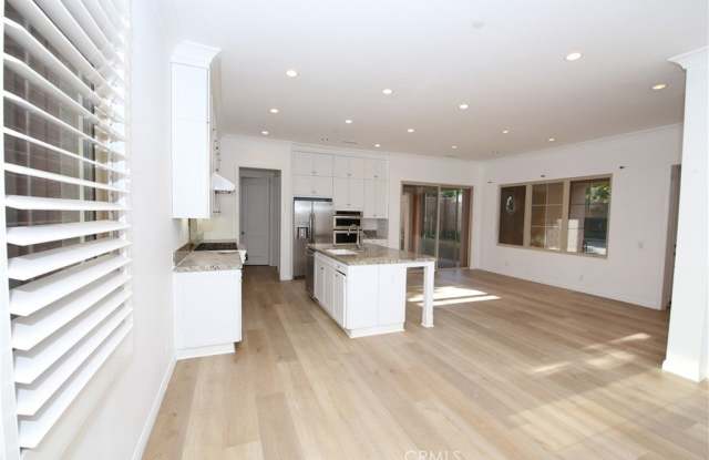 65 Gardenhouse Way Gallery 4