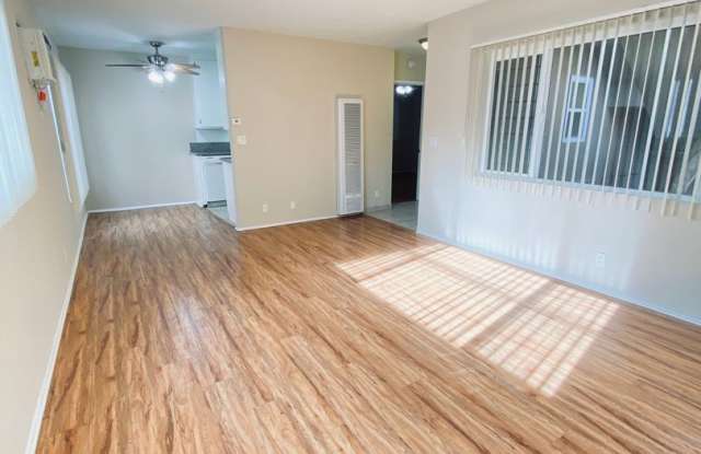 11865 Rochester Ave. photos photos