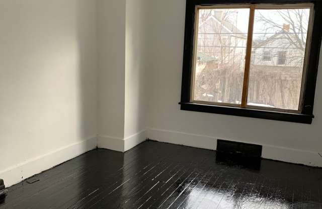 Three Bedroom House Gallery 4