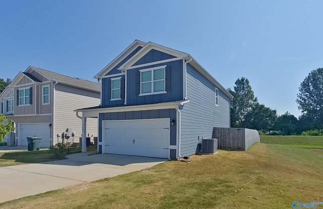 6100 Taramore Lane Gallery 2