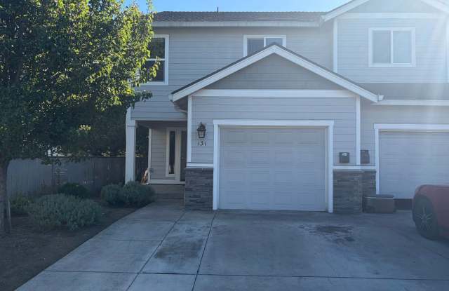 4 Bedroom 2.5 bath Duplex photos photos