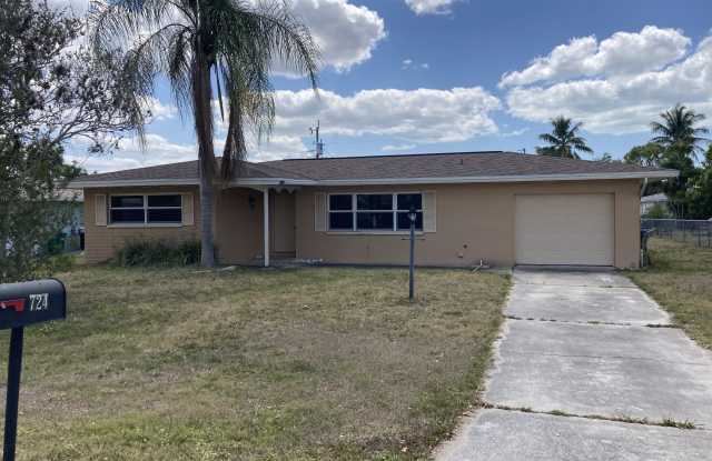 724 Sesame Ct photos photos