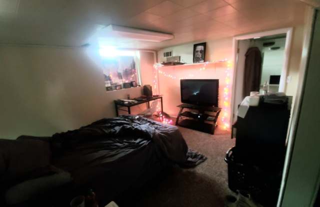 3768 Brinker Avenue Gallery 2