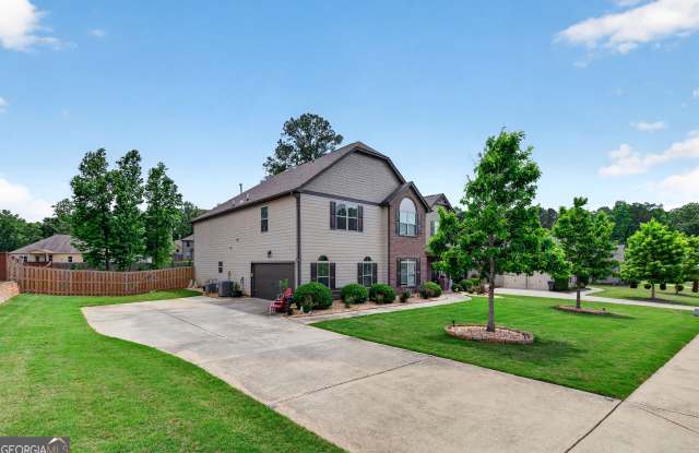 270 Darien Drive Gallery 3