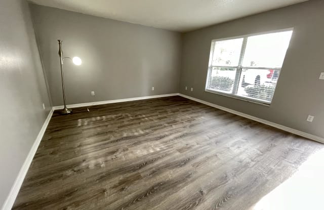 2275 Granada Drive - 1 Gallery 3