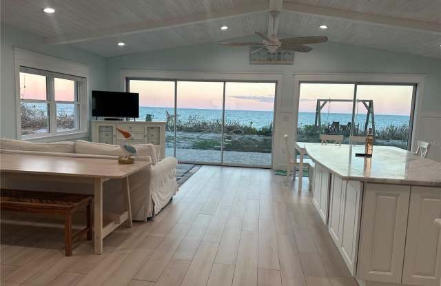 5 PARK AVENUE photos photos