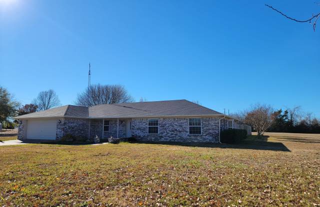 101 Bluebonnet Ln photos photos