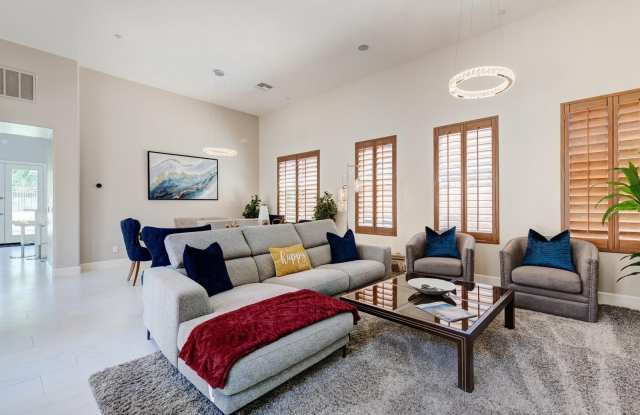 8500 E GILDED PERCH Drive Gallery 4