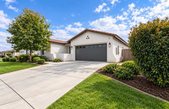 SW Bakersfield - Great Location! Gallery 4