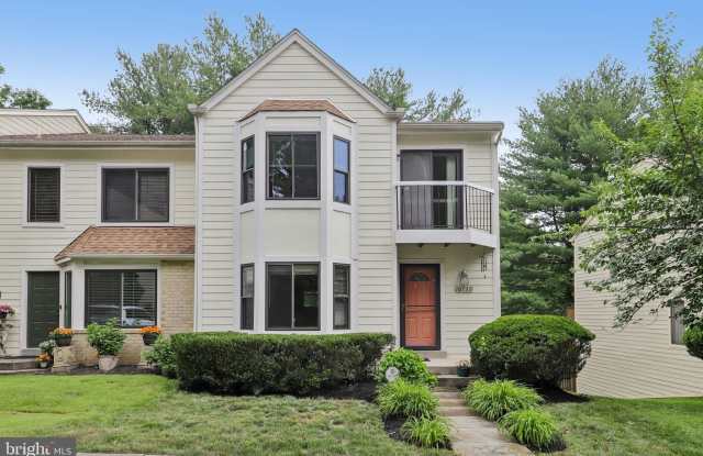10739 MIST HAVEN Terrace Gallery 1