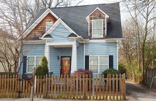 2873 Cheney St - 2873 Cheney Street, East Point, GA 30344