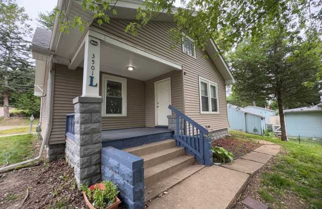 2 bedroom Rock Island Home for Rent - 3501 11th Street, Rock Island, IL 61201