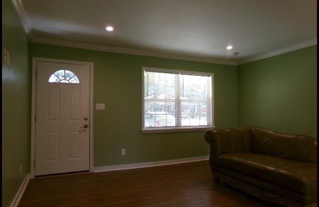 7910 Burnelle Drive Gallery 2