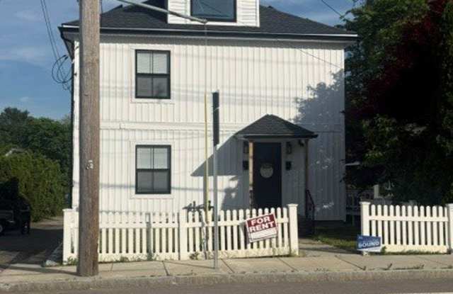 344 Main Street Gallery 1