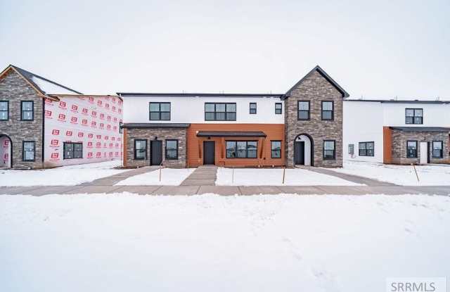 5127 N Beach photos photos