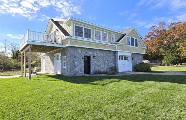 81 Old Field Road - 81 Old Field Road, Old Field, NY 11733