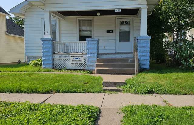 MORE PICTURES COMING SOON! There is a $25 fee for the application and everyone over 18 needs to fill out their own application. - 1837 West 8th Street, Davenport, IA 52802