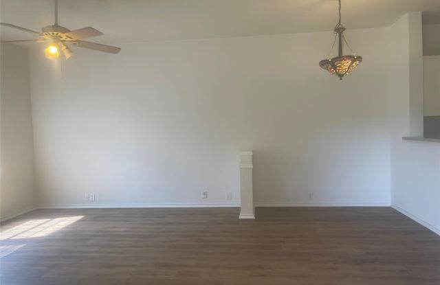 2726 Hyde Park Drive Gallery 4