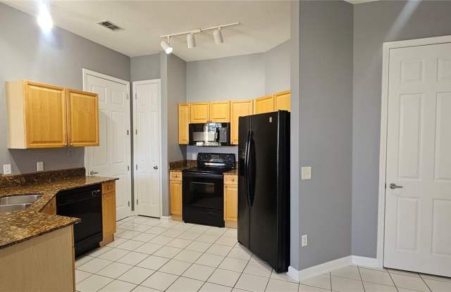 120 TERRACE RIDGE Circle Gallery 3