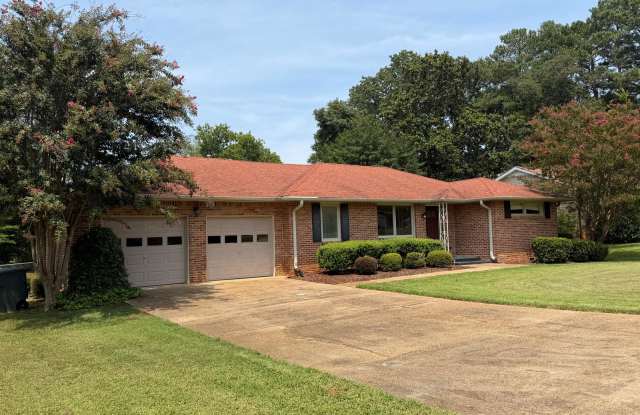 524 Graycroft Drive Southwest Gallery 1