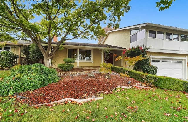 Comfortable and Spacious 4BR/3.5BA Home in Sunnyvale - 1215 Van Dyck Drive, Sunnyvale, CA 94087