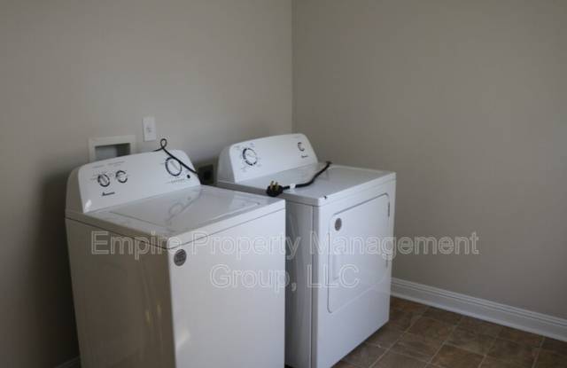 2728 Kingswood Dr Gallery 2