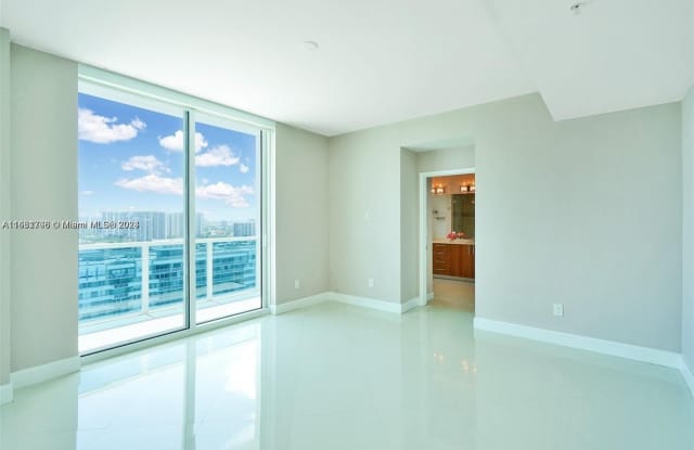 1945 S Ocean Dr photos photos