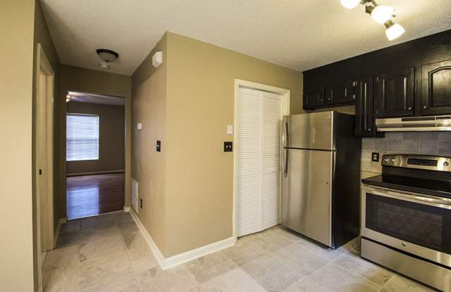 La Vie on 18th Ave. photos photos