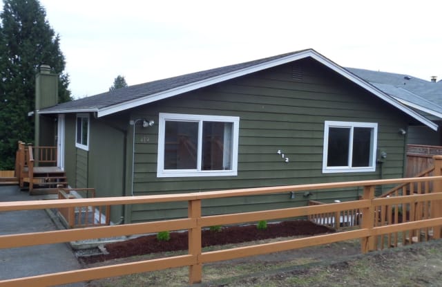 412 Lind Ave. NW - 412 Lind Avenue Northwest, Renton, WA 98057