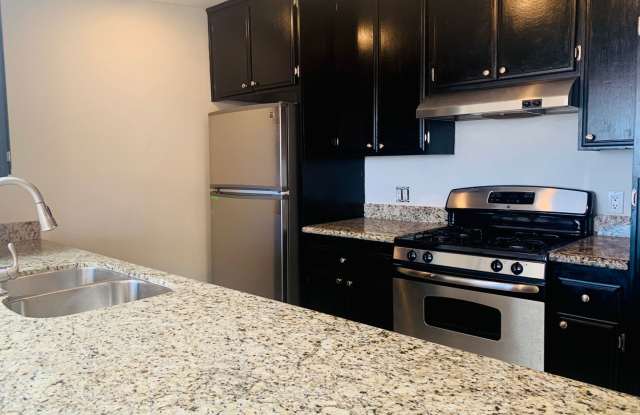 BEAUTIFUL 4 BEDROOM, 2 BATH SINGLE STORY HOME photos photos