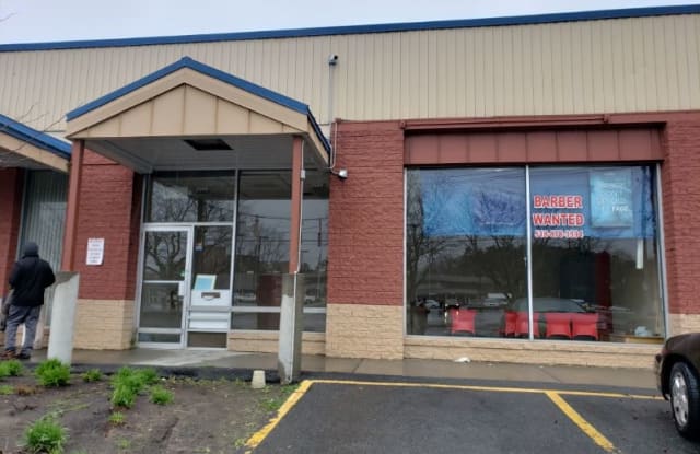 1643 Eastern Pkwy - 1643 Eastern Parkway, Schenectady, NY 12309