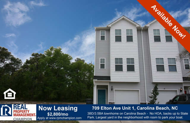 Spacious 3-Story Townhome in the Heart of Carolina Beach — Backs to State Park photos photos