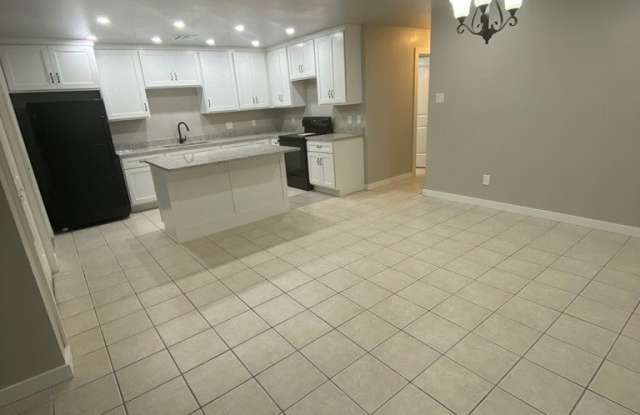 518 Peterson Dr Gallery 3