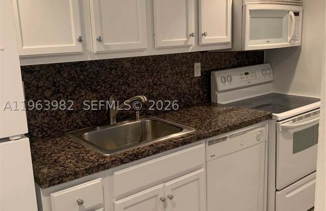 290 Sunrise Dr Gallery 2