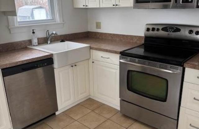 1011 GRANDVIEW AVENUE photos photos