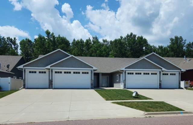 Three bedroom two bath w/ triple garage photos photos Three bedroom two bath w/ triple garage photos photos