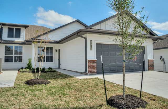 Impeccably Maintained Townhome in Vintage Farms! photos photos
