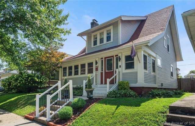 1602 Shelby Place Gallery 1
