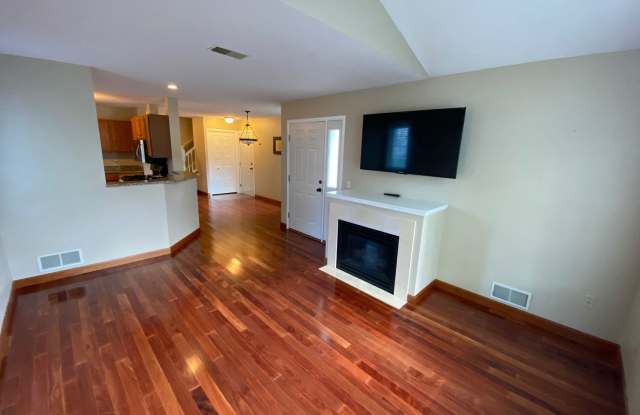 7305 Brittany Lane #64 Gallery 2
