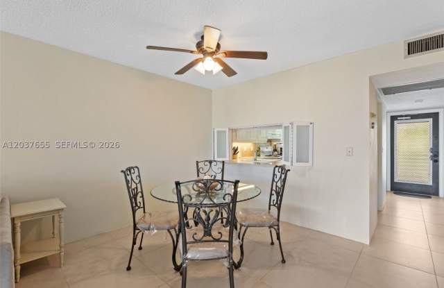 9480 Poinciana Pl Gallery 4