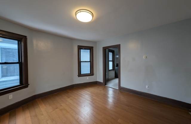 408 Koons Avenue - Apt #2 Gallery 1