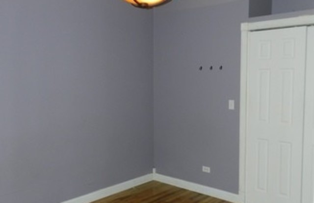 926 S Oakley photos photos