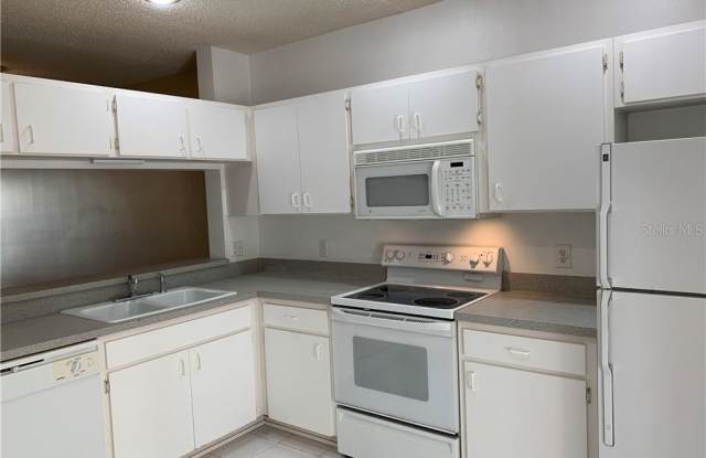 8551 HUNTERS KEY CIRCLE Gallery 3