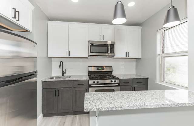 Courtyard Park Apartments photos photos