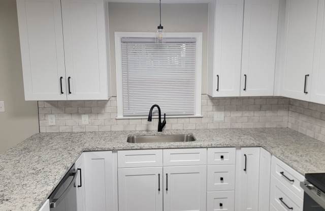 Beautifully Renovated North Raleigh Home – Prime Location! Gallery 4
